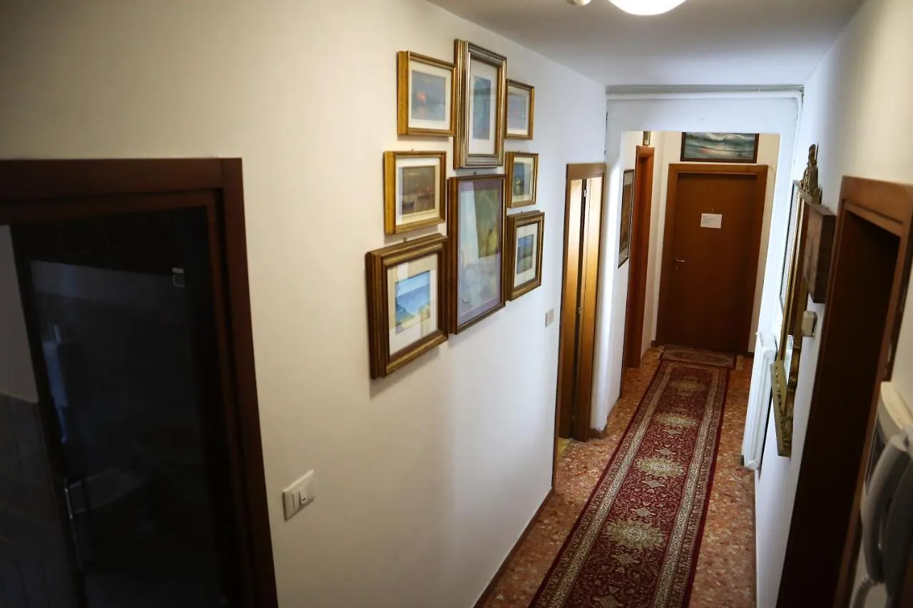 Venice Rainbow Apartment Pensjonat